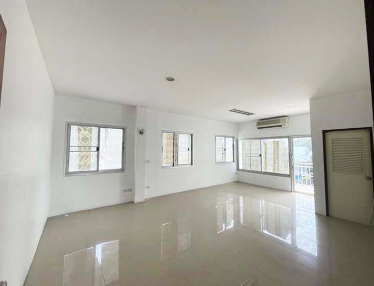 Office For Rent in Lat Phrao 